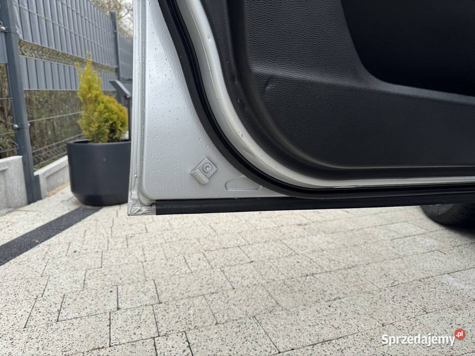 BMW E61 525d m57 197 koni 2009 polift relingi dachowe Radziechowy