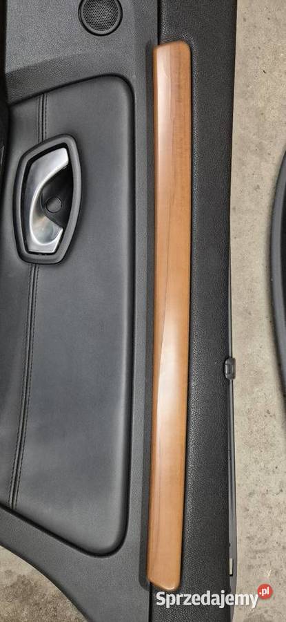 Boczki dekory Laguna III kombi initiale Tapicerki samochodowe