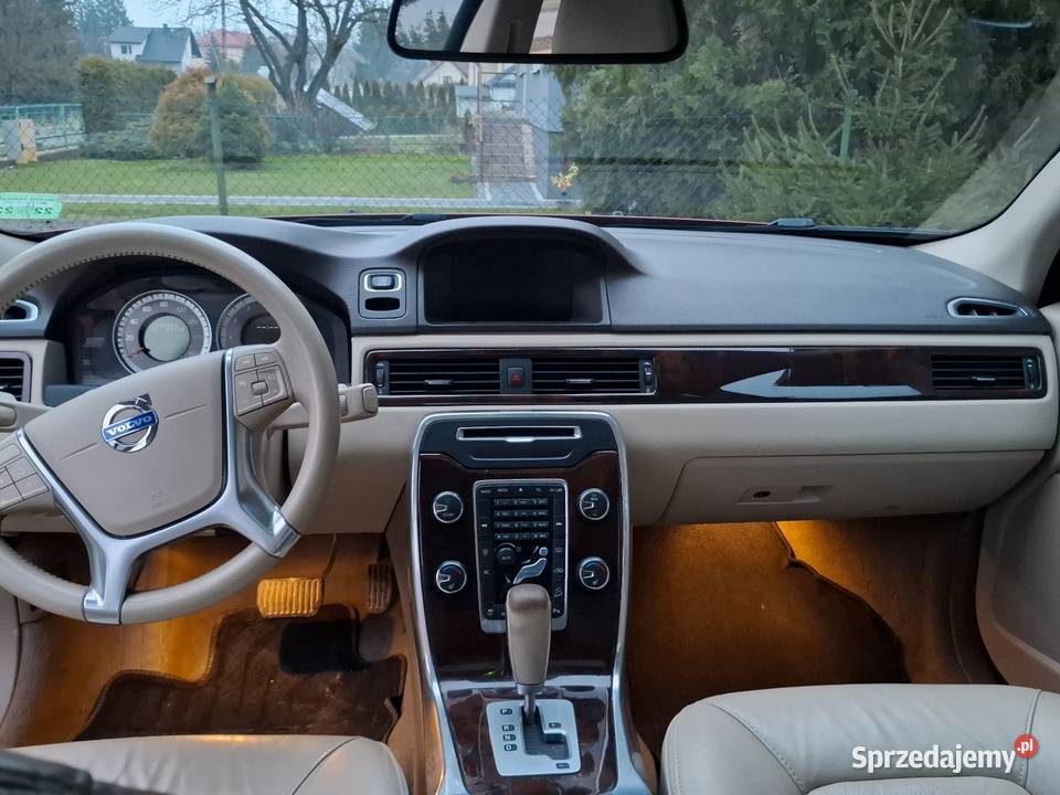 VOLVO XC 70 30 300 zamiana Rok produkcji 2012 lubelskie Kopyłów sprzedam