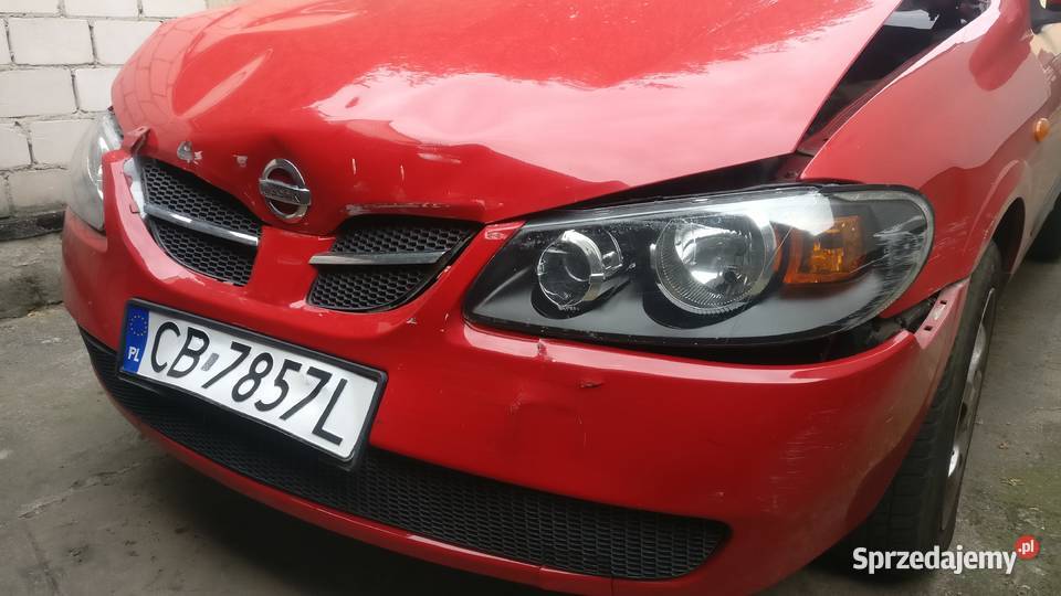 Nissan Almera N 16 lekko uszkodzony przód Bydgoszcz