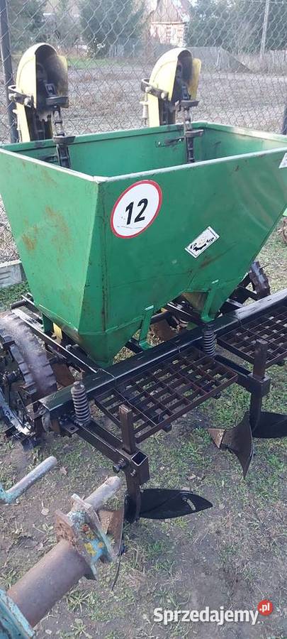 Sadzarka do ziemniaków sprzedam