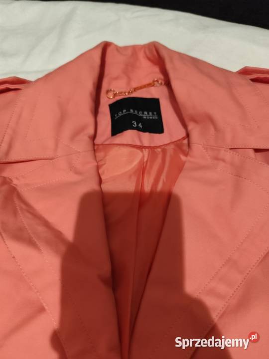 Płaszcz damski różowy Kurtki i płaszcze Sandomierz sprzedam