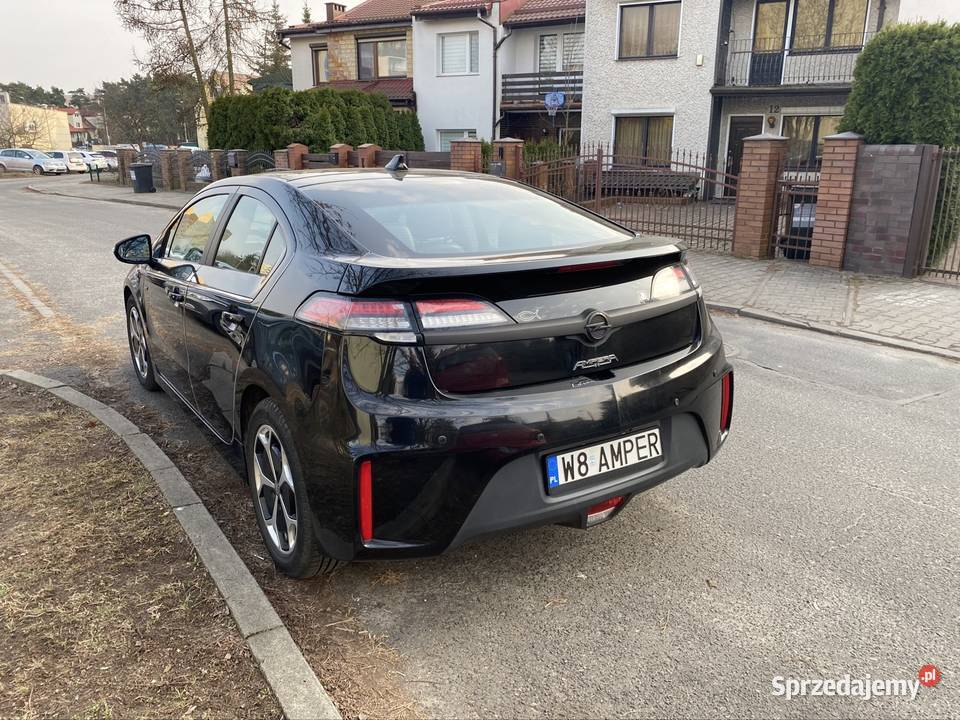Opel Ampera Hybryda Plugin do 70 na prądzie 4/5