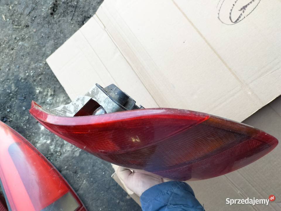 ASTRA F SEDAN LAMPA TYŁ TYLNA PRAWA Kamień-Kolonia