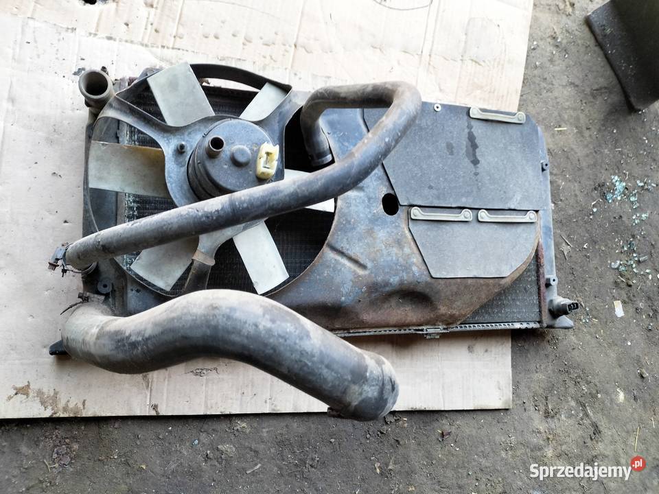 AUDI 80B3 80 B3 16 WĄŻ PRZWÓD CHŁODNICY osobowe Kamień-Kolonia