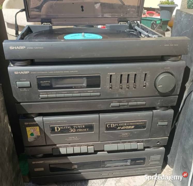 Sprzedam radio Sharp wszystko sprawne w stu Antyki, Sztuka, Kolekcje Kołczygłowy