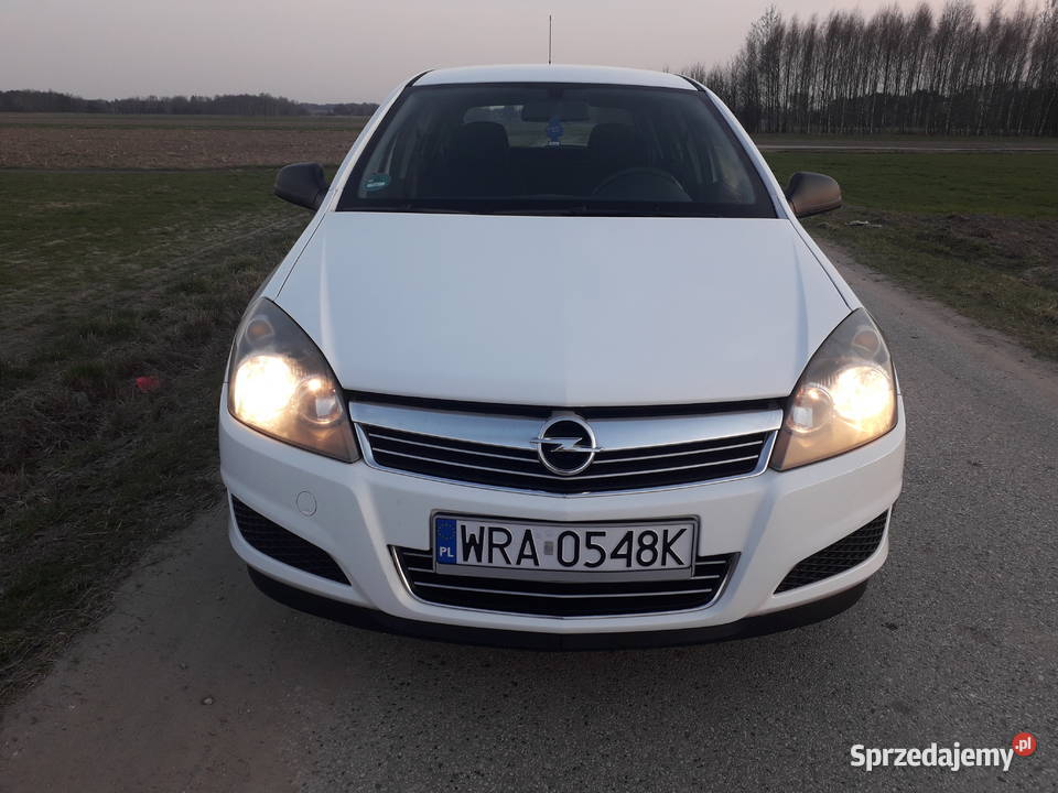 Opel Astra 2009r 14Benz Właściciela