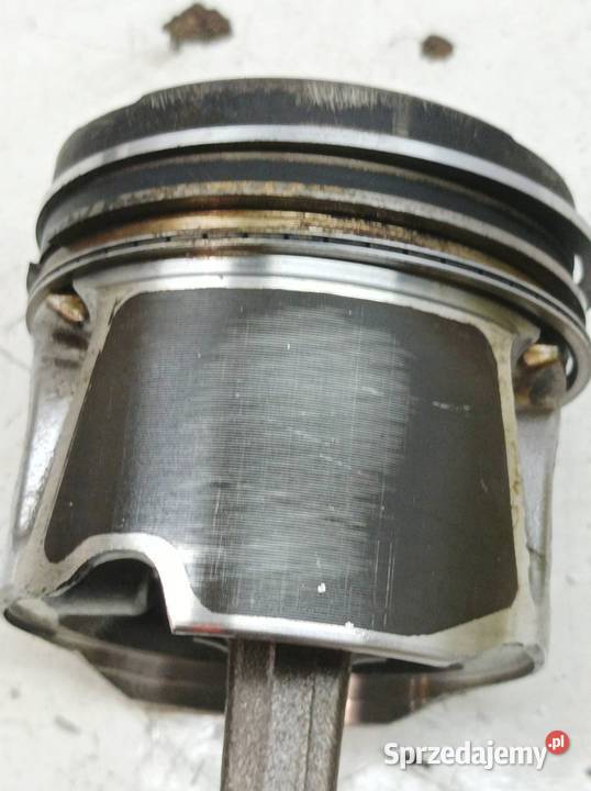 TŁOK KORBOWÓD 73502643 3004U 13 CDTI Opel Combo