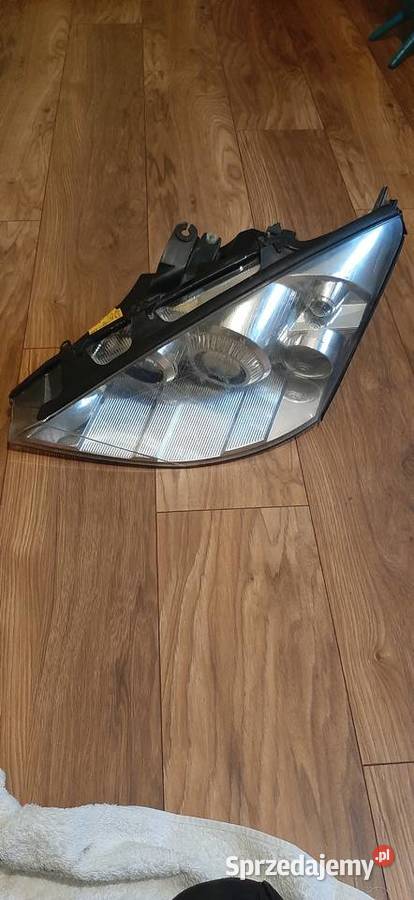 Lampa przednia lewa Ford Focus oryginał wysyłka Chocianów