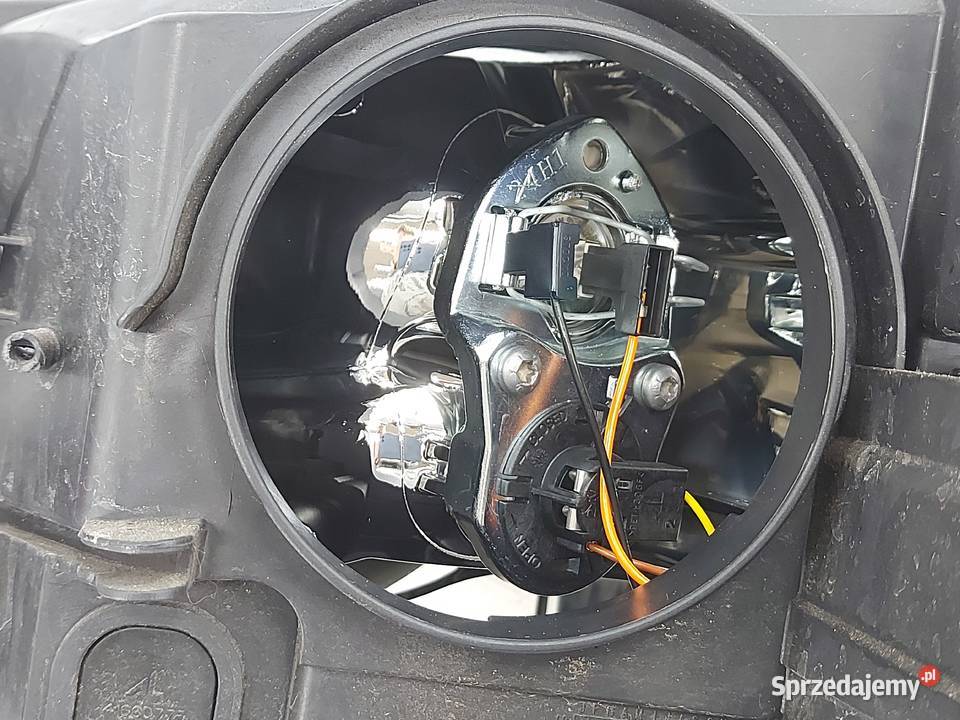 CITROEN DS4 12r lampa prawa przód 9674903680 świętokrzyskie Kielce sprzedam