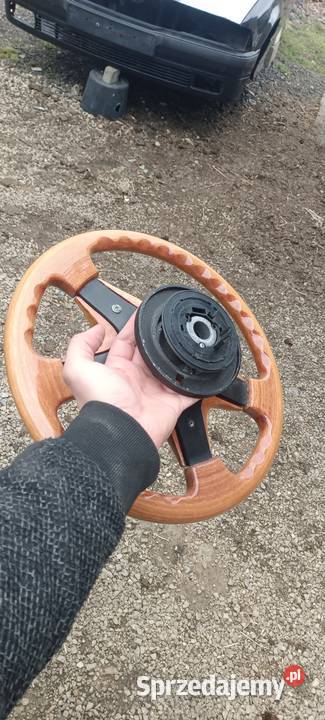 Kierownica drewniana zdemontowana z BMW E36 Piasek