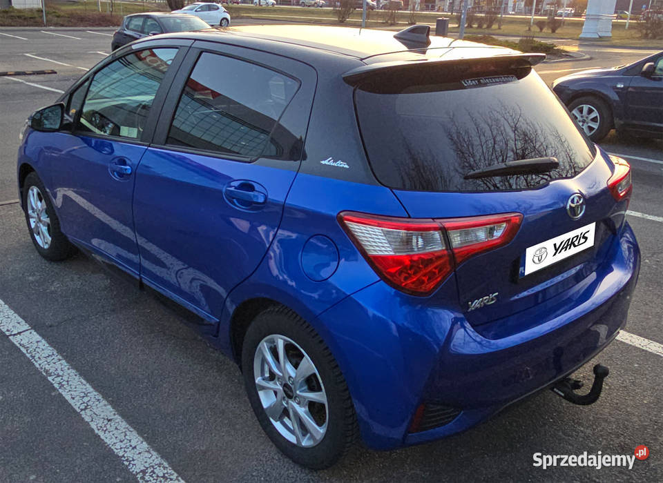 Toyota Yaris III 15 Selection 3 gen 15 Dual