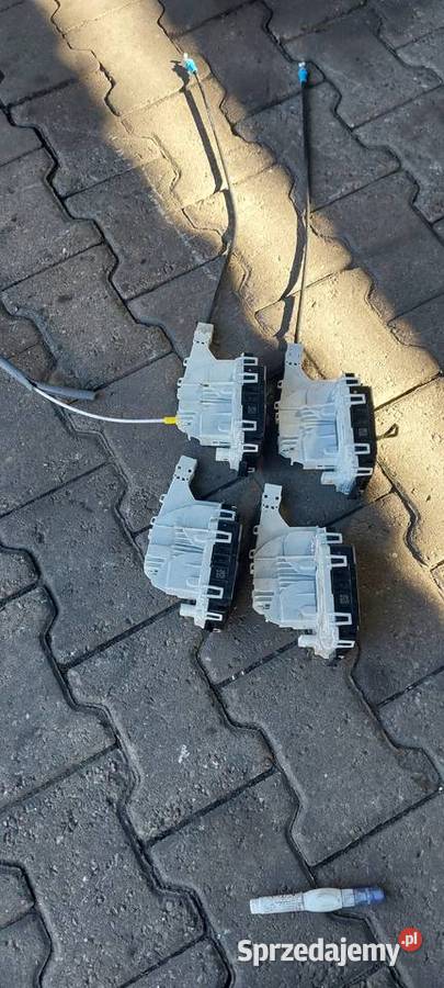 Zamek drzwi MERCEDES SPRINTER VW CRAFTER sprzedam