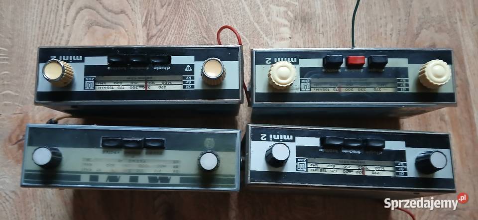 Stare radio samochodowe Unitra ZRK Mini Kraków