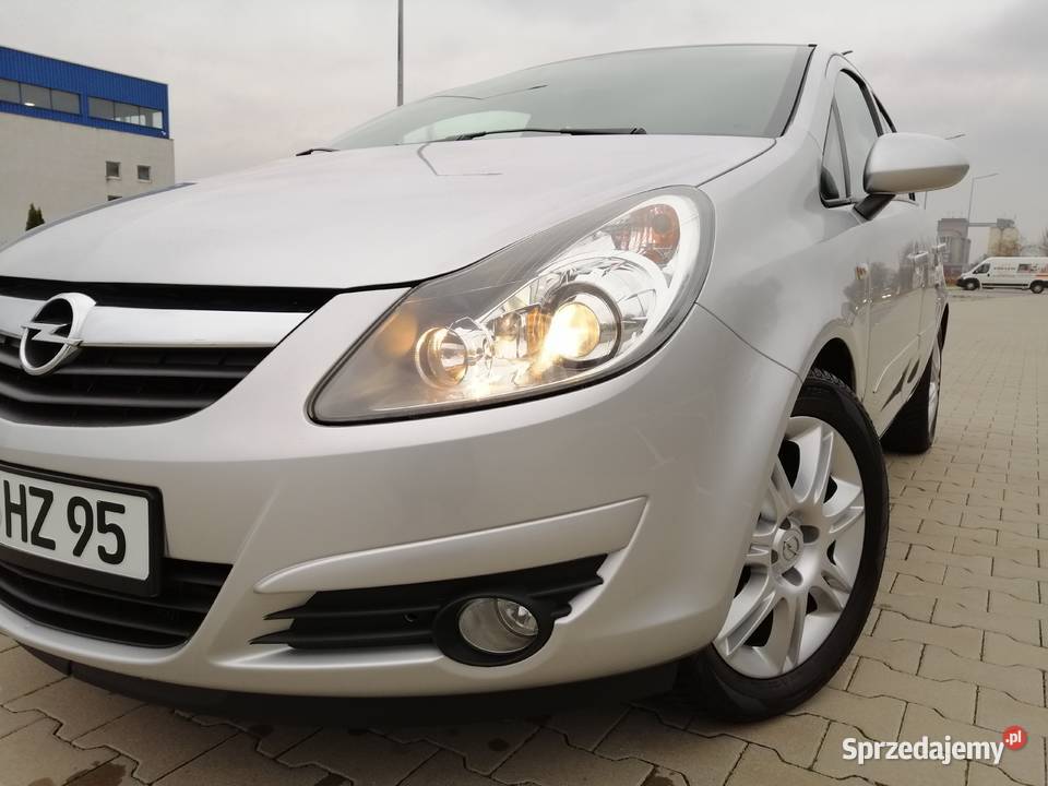 Opel Corsa D 12 Benzyna 80 Alu Klima 5 drzwi z aluminiowe felgi