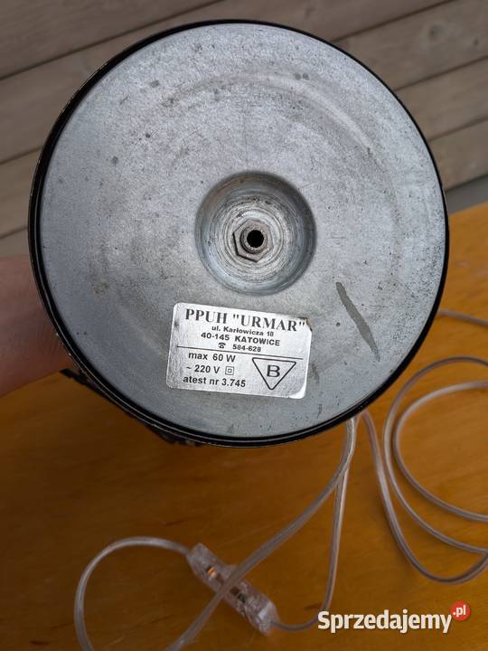 Lampka nocna metalowa z ozdobnym kloszem Lampy małopolskie Michałowice