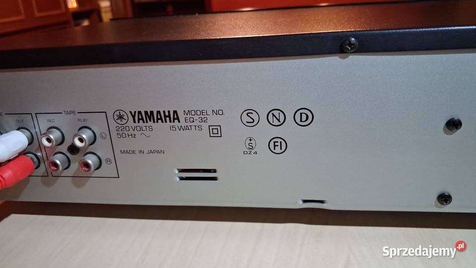 Korektor graficzny Yamaha EQ32 podkarpackie Chorzelów sprzedam
