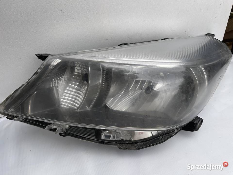 TOYOTA YARIS 3 LIFT LEWA LAMPA PRZÓD Ostroróg