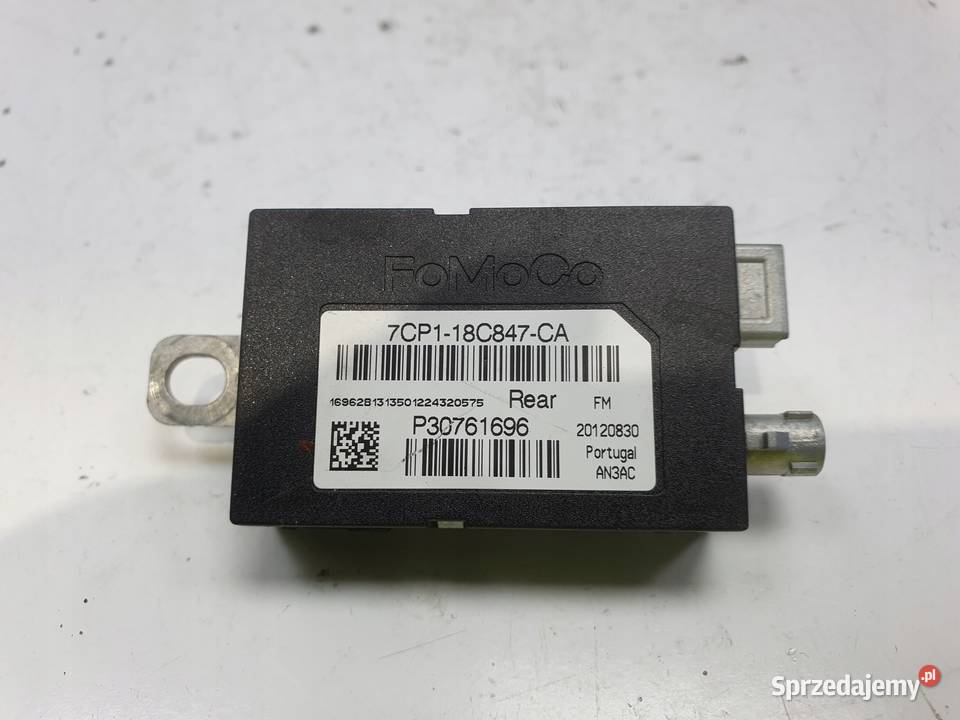 Volvo V40 II 1216r WZMACNIACZ ANTENY osobowe lubelskie Janów