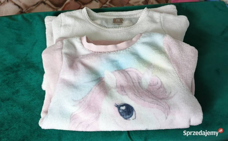 Paka ubrań 104 Disney łódzkie sprzedam