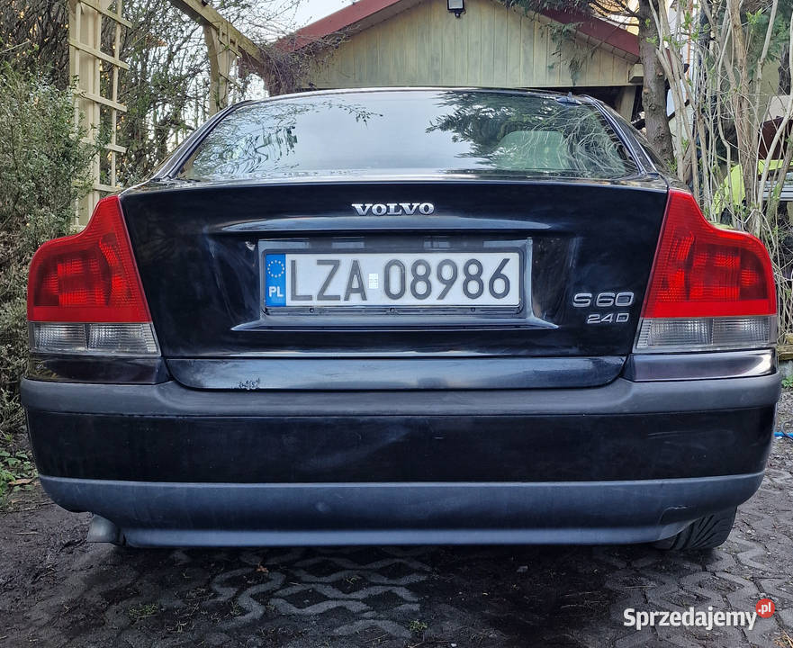 VOLVO S60 24D czarne jasne półskóry Mokre