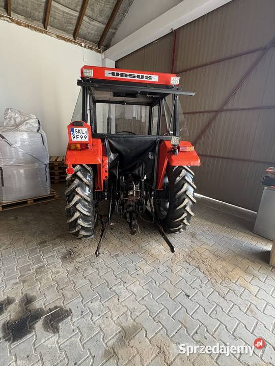 Ursus 35122812 mf255235 Kłobuck
