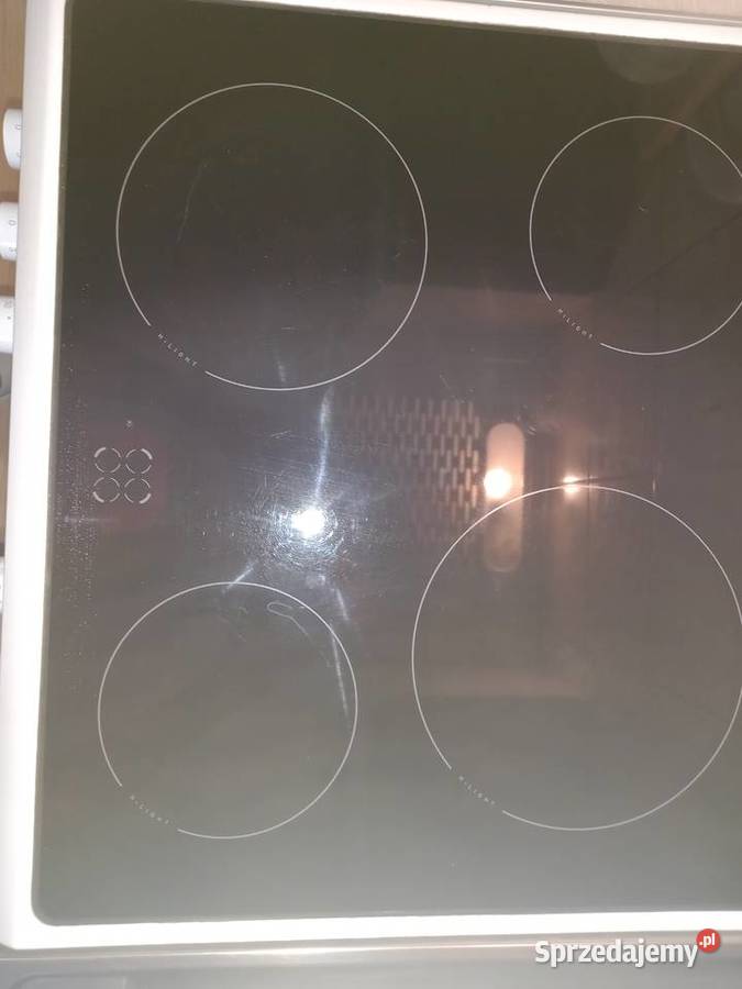 Kuchnia elektryczna z płytą ceramiczną Amica wolnostojące Kuchenki i piekarniki Rumia