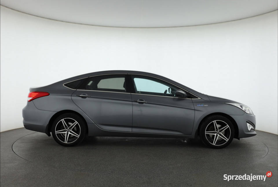 Hyundai i40 17 CRDi manualna Piaseczno