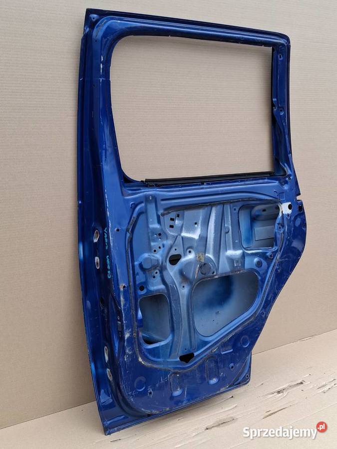TOYOTA YARIS VERSO DRZWI PRAWY TYŁ PRAWE TYLNE lubuskie Bieleń