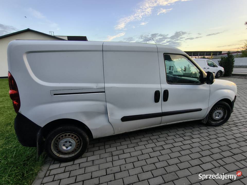 Fiat Doblo uszkodzony silnik Łańcut