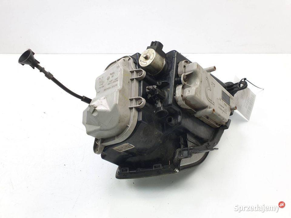 LAMPA PRAWA PRZÓD CADILLAC SEVILLE STS 25754008 Pozostałe Lipno