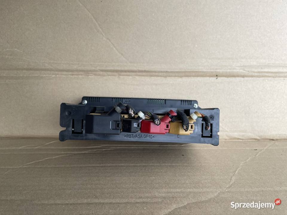 8L0820043 panel nawiewu klimatyzacji Audi a3 8L Szczecin