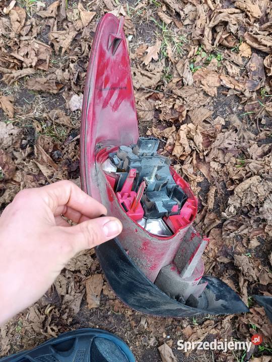 Lampy tylne 206 HB lift wielkopolskie Międzychód