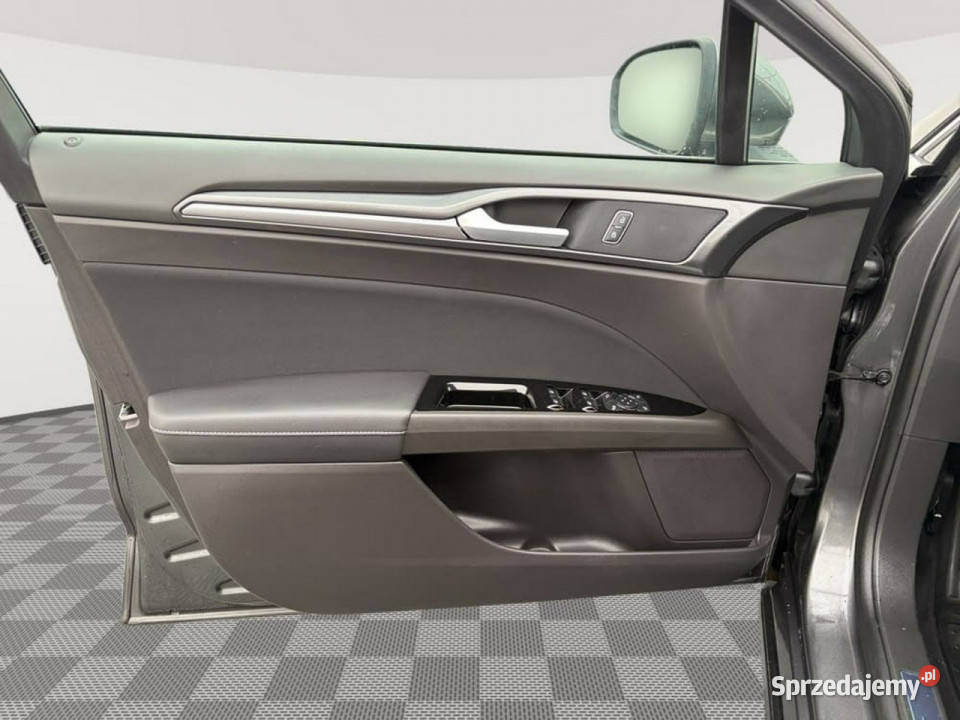 Ford Mondeo CT532AC20 Hybrid Titanium Podgrzf Gdańsk