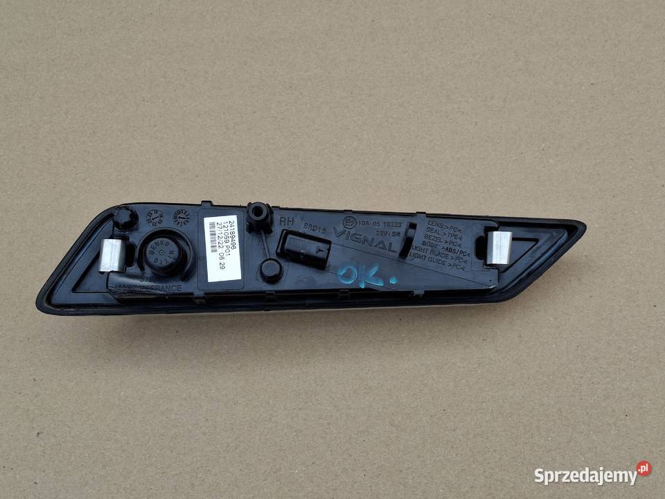 VOLVO FH5 KIERUNKOWSKAZ PRZEDŁUŻENIA DRZWI PRAWY Kierunkowskazy Bieleń