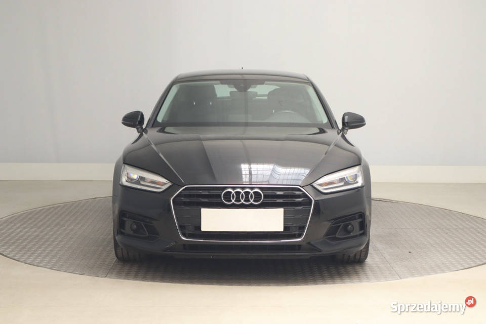 Audi A5 20 TDI nawigacja