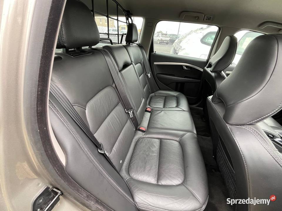 VOLVO XC70 24 D4 AWD 163 Summum GY917 śląskie Katowice