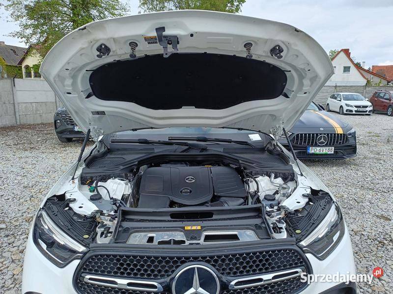 MERCEDESBENZ GLC 300 E 2024 199900 ccm 313 Warszawa sprzedam