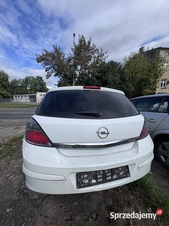 Astra H 1 7 CDTI na części lakier z 474 zderzak Samochody na części Łódź