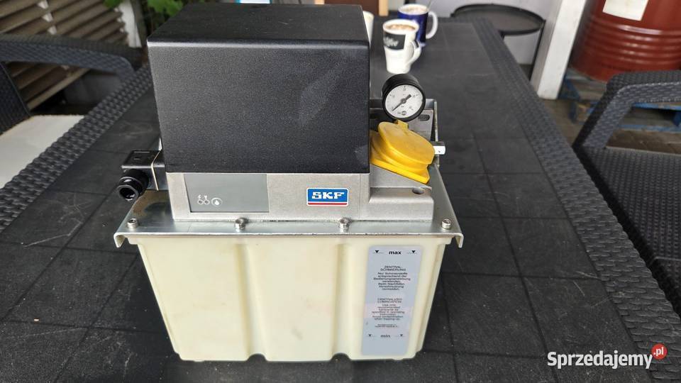 Pompa centralnego smarowania SKF MKU2KW622003428 Karsin