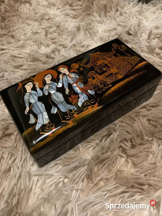 Azjatycka szkatułka lakierowana zdobiona masą śląskie Sosnowiec