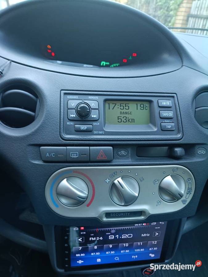 Sprzedam toyota Yaris 1 Puławy sprzedam