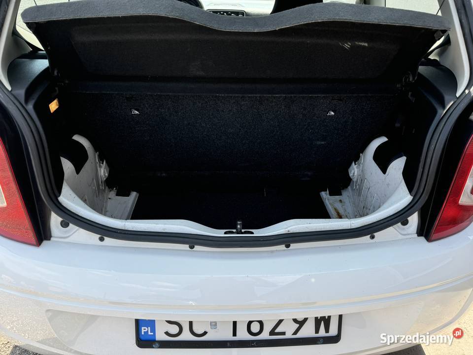 VOLKSWAGEN up 100 MPI benzyna EU6 2016 Sedan / Limuzyna Jaskrów