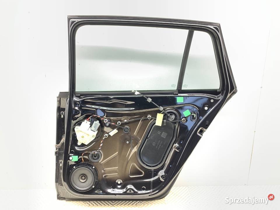 DRZWI PRAWY TYŁ SKODA RAPID Kombi 1Z1Z