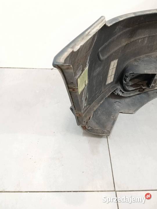 ZDERZAK PRZÓD V50 Volvo S40 II 20042012 Rok produkcji 2005 sprzedam