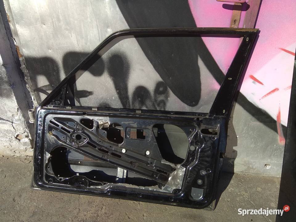 BMW e30 coupe drzwi LP kolor schwarz osobowe Wrocław