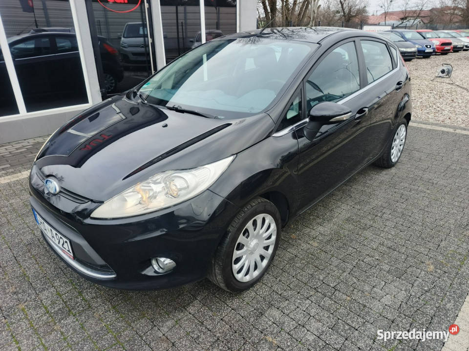 Ford Fiesta Ślicznotka Titanium mały przebieg nieuszkodzony Chełm