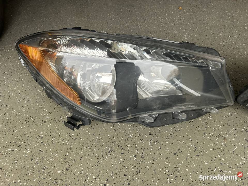 Mercedes CLA 250 Lampy przód usa mazowieckie
