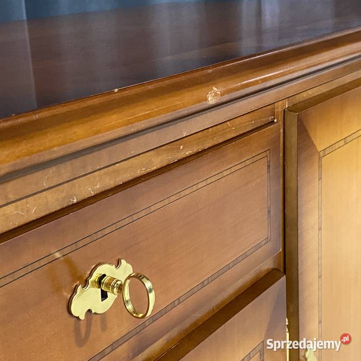 Intarsjowana komoda na zwężanych nogach Warrings Meble zachodniopomorskie Gryfice
