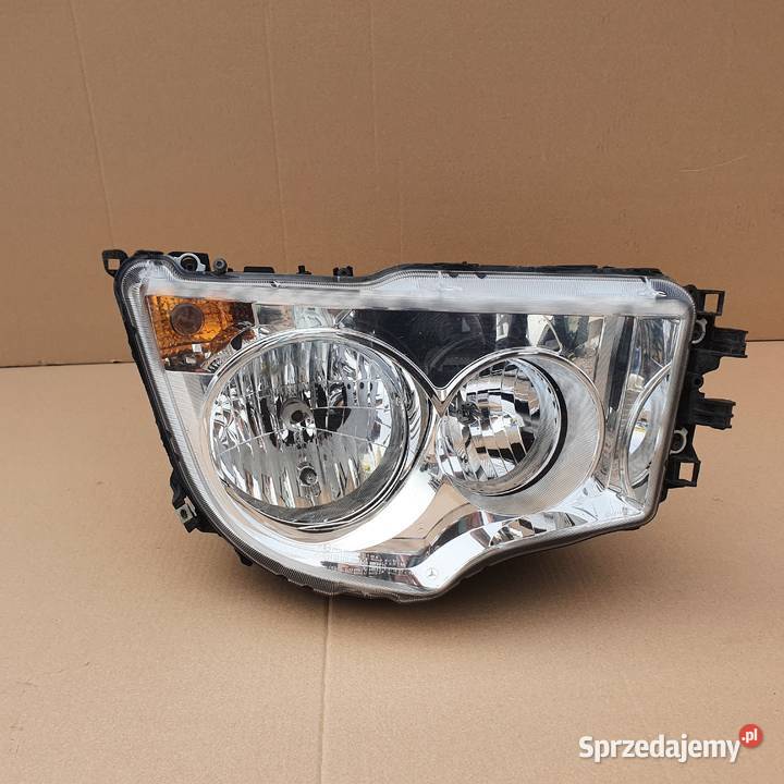 MERCEDES ANTOS AROCS LAMPA PRAWA REFLEKTOR PRAWY lampy przednie Bieleń